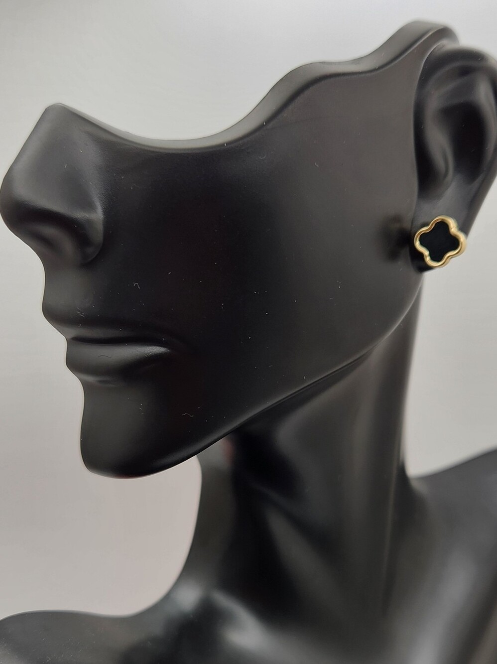 Gold Clover Stud Earrings 14k Italy - Women's Jewelry